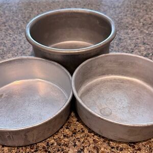 Round Silver Baking Pan Set of 3